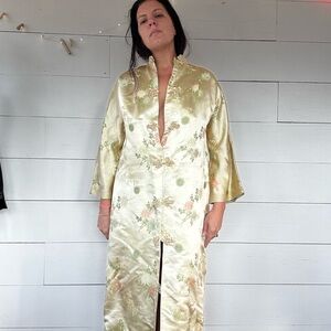 Vintage 50s Dynasty Satin Robe Jade Butterflies Hong Kong British Crown Colony